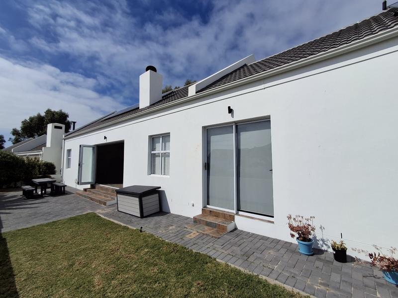 3 Bedroom Property for Sale in Shelley Point Western Cape